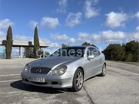 Usado Mercedes C220 143 CV (105 kW) 2002 Gris / plata Berlina