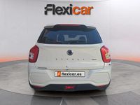 Usado Ssangyong (KGM) Tivoli 163 CV (119 kW) 2023 Blanco SUV