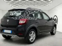 Usado Dacia Sandero Stepway 90 CV (66 kW) 2016 Negro Berlina