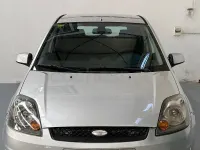 Usado Ford Fiesta Trend 80 CV (58 kW) 2007 Gris / plata Utilitario