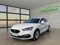 Begagnad Seat Leon Style 115 HK (84 kW) 2021 Vit