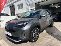 Usado Toyota Yaris Cross Style 116 CV (85 kW) 2024 Gris SUV