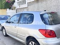Usado Peugeot 307 90 CV (66 kW) 2006 Gris / plata Berlina