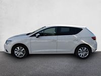 Usado Seat Leon Style 110 CV (80 kW) 2016 Blanco Berlina