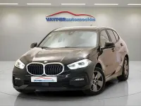 Usado BMW 118 Comfort Edition 150 CV (110 kW) 2022 Negro Utilitario