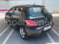Usado Peugeot 307 110 CV (80 kW) 2004 Negro Berlina