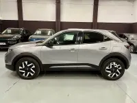 Usado Opel Mokka Business Elegance 130 CV (95 kW) 2022 Gris / plata SUV