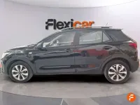 Usado Kia Stonic 101 CV (74 kW) 2021 Negro SUV