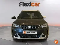 Usado Seat Arona Xperience 110 CV (80 kW) 2022 Gris / plata SUV