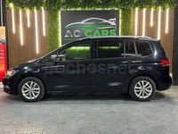 Usado VW Touran Advance 150 CV (110 kW) 2017 Negro Monovolumen