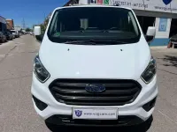 Usado Ford Transit Custom Trend 129 CV (94 kW) 2022 Blanco Familiar