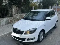 Usado Skoda Fabia 69 CV (50 kW) 2015 Blanco Berlina