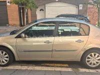 Usado Renault Mégane Extreme 110 CV (80 kW) 2006 Beige Berlina