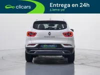 Usado Renault Kadjar Zen 140 CV (102 kW) 2019 Blanco SUV