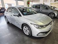 Usado VW Golf VIII Life 150 CV (110 kW) 2020 Gris / plata Berlina