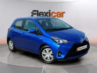Usado Toyota Yaris Hybrid Business Edition 116 CV (85 kW) 2020 Azul Berlina