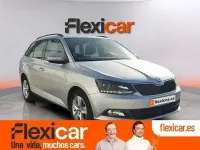 Usado Skoda Fabia Active 90 CV (66 kW) 2017 Gris Familiar