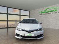 Usado Toyota Auris Hybrid Active 136 CV (100 kW) 2018 Blanco Berlina