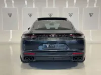 Usado Porsche Panamera 560 CV (411 kW) 2020 Gris / plata Utilitario