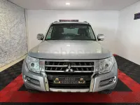 Usado Mitsubishi Montero 190 CV (139 kW) 2016 Gris / plata SUV