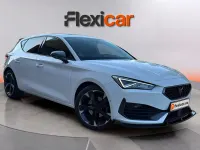 Usado Cupra Leon 150 CV (110 kW) 2023 Blanco Berlina