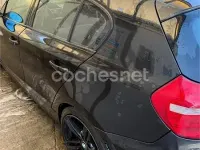 Usado BMW 118 143 CV (105 kW) 2009 Negro Utilitario