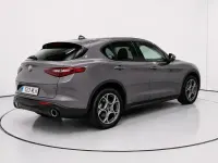 Usado Alfa Romeo Stelvio Sprint 160 CV (117 kW) 2023 Negro SUV