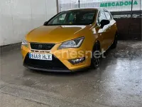 Usado Seat Exeo Sport 143 CV (105 kW) 2012 Amarillo Familiar