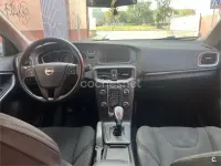 Usado Volvo V40 Kinetic 115 CV (84 kW) 2012 Blanco Utilitario
