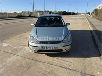 Usado Ford Focus Trend 100 CV (73 kW) 2003 Verde Berlina
