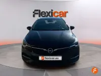 Usado Opel Astra Elegance 145 CV (106 kW) 2020 Negro Familiar