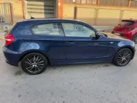 Usado BMW 118 143 CV (105 kW) 2010 Azul Utilitario