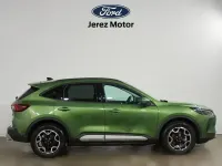 Usado Ford Kuga Active 243 CV (178 kW) 2024 Verde SUV