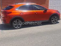 Usado Kia XCeed 120 CV (88 kW) 2022 Naranja SUV