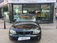 Usado BMW 118 122 CV (89 kW) 2005 Negro Utilitario