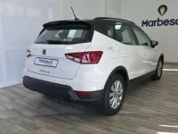 Usado Seat Arona Ecomotive 110 CV (80 kW) 2022 Blanco SUV