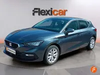 Usado Seat Leon Style 131 CV (96 kW) 2023 Gris Utilitario