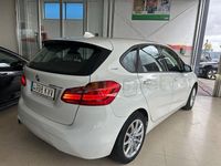 Begagnad BMW 225 Active Tourer iPerformance 224 HK (164 kW) 2019 Vit Minibuss