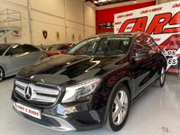 Usado Mercedes GLA200 Urban 156 CV (114 kW) 2015 Negro SUV