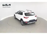 Usado Kia Stonic 101 CV (74 kW) 2025 Blanco SUV