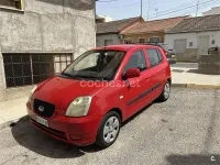 Usado Kia Picanto LX 65 CV (47 kW) 2006 Rojo Utilitario