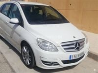 Usado Mercedes B180 Sport Edition 109 CV (80 kW) 2010 Blanco Monovolumen