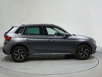Usado Skoda Kamiq Selection 115 CV (84 kW) 2025 Gris / plata SUV