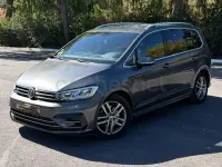 Usado VW Touran Sportline 150 CV (110 kW) 2018 Gris / plata Monovolumen
