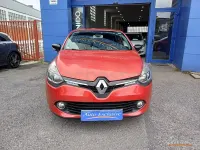 Usado Renault Clio IV Dynamique 90 CV (66 kW) 2014 Granate Berlina