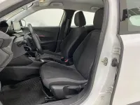 Usado Peugeot 2008 Active 100 CV (73 kW) 2020 Blanco SUV