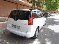 Usado Peugeot 5008 Allure 120 CV (88 kW) 2017 Blanco Monovolumen