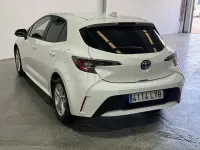 Usado Toyota Corolla Active 122 CV (89 kW) 2022 Blanco Berlina