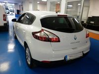 Usado Renault Mégane LIMITED 115 CV (84 kW) 2015 Blanco Berlina