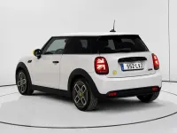 Usado Mini Cooper SE 135 kW (184 CV) 2022 Gris Utilitario